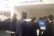 Momento de la votación de Andrés Jorge Mbomio.