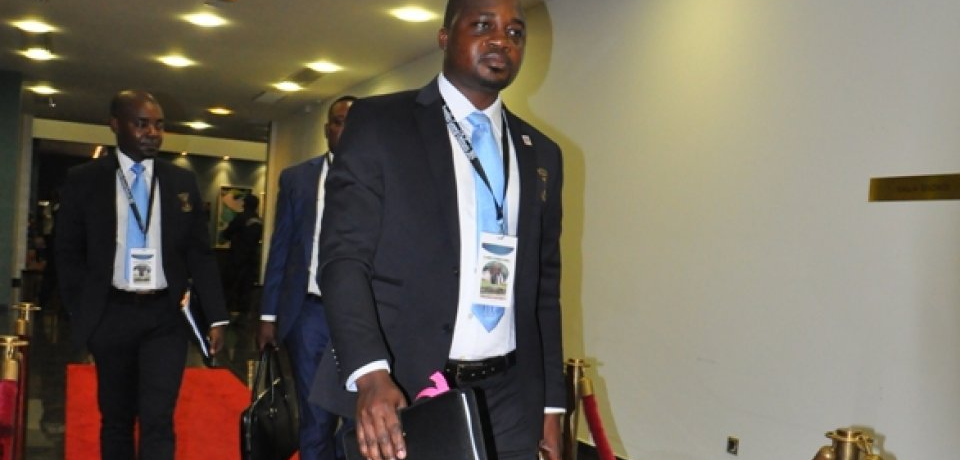 El Vicepresidente Primero, Teodomiro Nze Mangue.