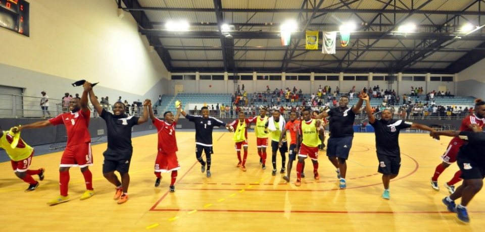 La unión de jugadores y técnicos fue vital, para conseguir la victoria.
