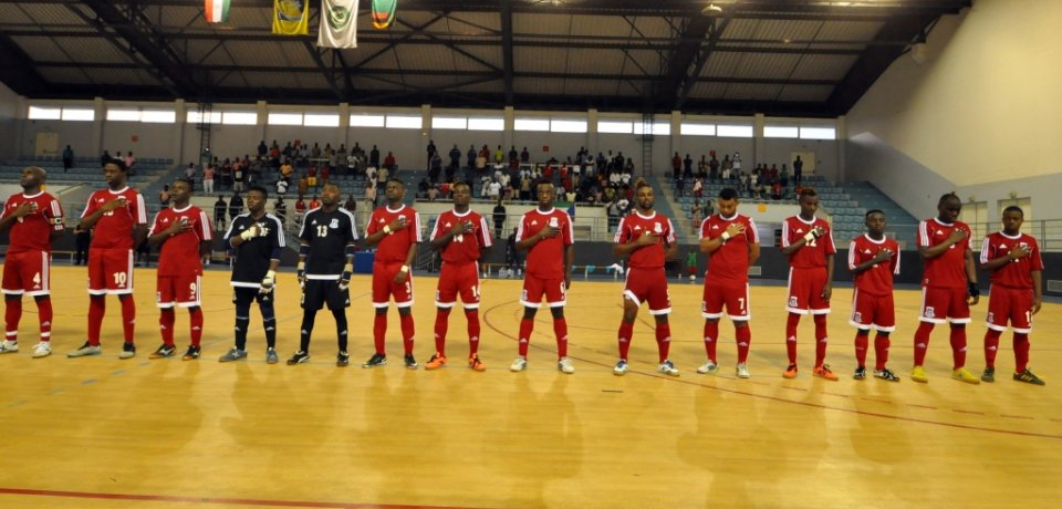 Nzalang Nacional. 