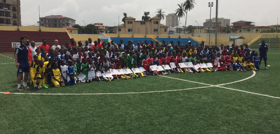 Un día especial para el fútbol base de Guinea Ecuatorial.